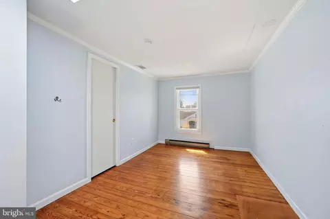 Bedroom - 21552 Chicken Point Rd, Tilghman, MD 21671 photo 5 of 5