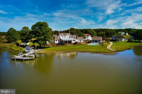 5289 Ferry Neck Rd, Royal Oak, MD 21662