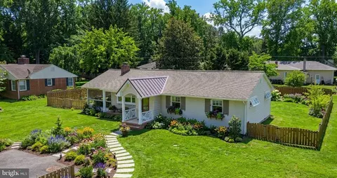 28567 Holden Rd, Easton, MD 21601