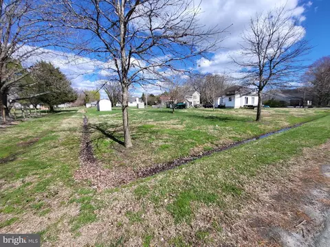 Green, Royal Oak, MD 21662