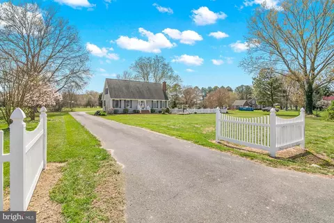 22539 Indian Point Rd, Bozman, MD 21612