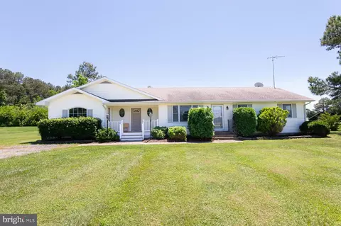Exterior - 9818 Tilghman Rd, Mcdaniel, MD 21647 photo 3 of 7