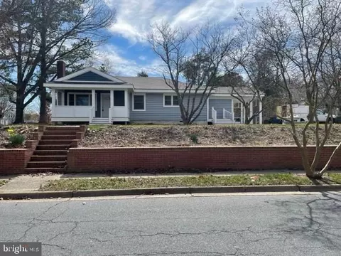 706 High St, Easton, MD 21601