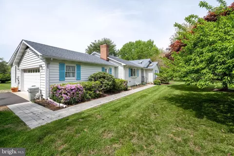 24561 Deepwater Pt, Saint Michaels, MD 21663