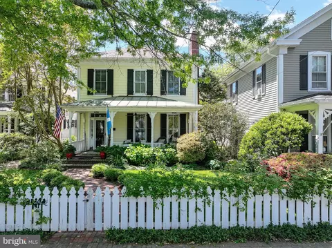 226 S Morris St, Oxford, MD 21654