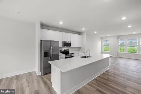 1413 Lake Geneva Dr, Trappe, MD 21673