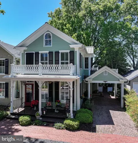 102 Tred Avon Ave, Oxford, MD 21654
