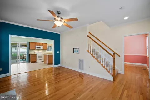 Living - 3868 Marvel Dr, Trappe, MD 21673 photo 2 of 3