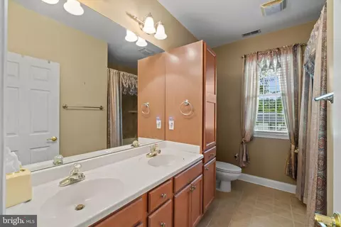 Bath - 3868 Marvel Dr, Trappe, MD 21673 photo 2 of 3
