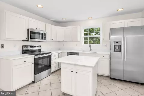 Kitchen - 3818 Marvel Dr, Trappe, MD 21673 photo 1 of 4