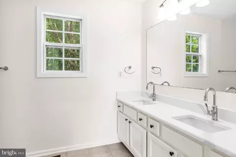 Bath - 3818 Marvel Dr, Trappe, MD 21673 photo 2 of 3