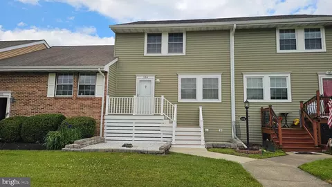29595 Dutchmans Ln #4/104, Easton, MD 21601