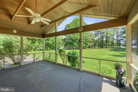 Exterior - 9251 Mallard Point Ct, Mcdaniel, MD 21647 photo 3 of 9