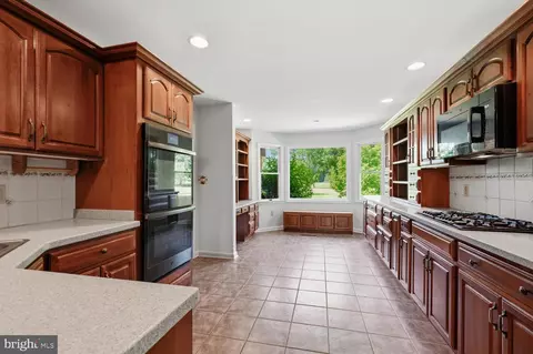 Kitchen - 9251 Mallard Point Ct, Mcdaniel, MD 21647 photo 1 of 5