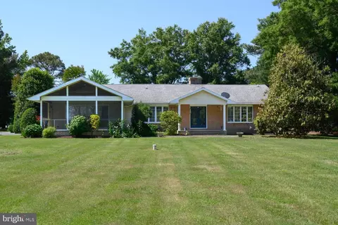 Exterior - 9251 Mallard Point Ct, Mcdaniel, MD 21647 photo 2 of 9