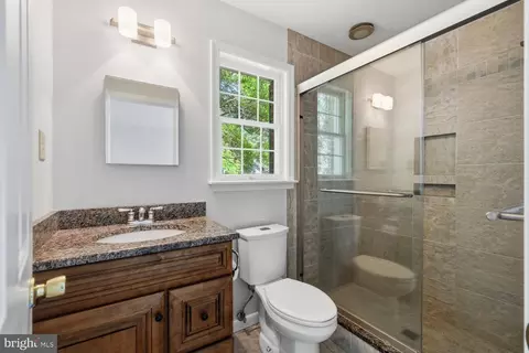 Bath - 9251 Mallard Point Ct, Mcdaniel, MD 21647 photo 1 of 2