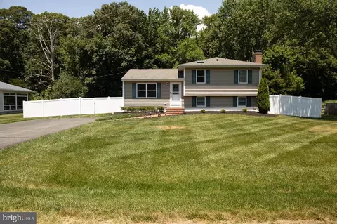 27990 Woods Rd, Easton, MD 21601