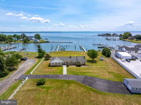 21441 Dogwood Cove Rd, Tilghman, MD 21671