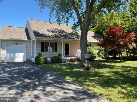 312 Spring Dr, Easton, MD 21601