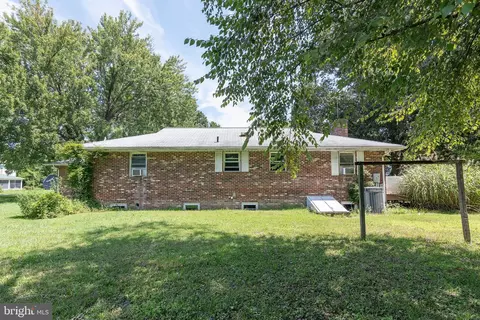 Exterior - 25911 River Rd, Newcomb, MD 21653 photo 3 of 10