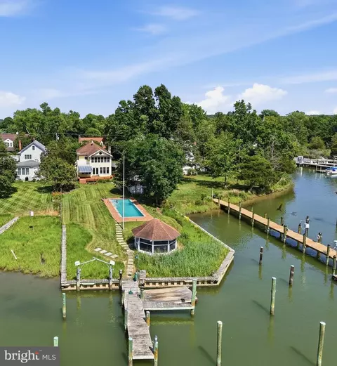 104 Myrtle St, Oxford, MD 21654