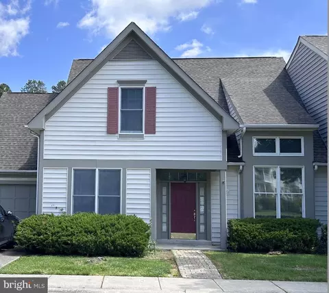 28484 Woods Dr, Easton, MD 21601