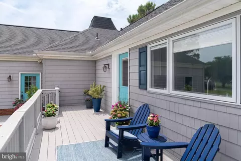 Exterior - 5480 Windward Dr, Tilghman, MD 21671 photo 2 of 18