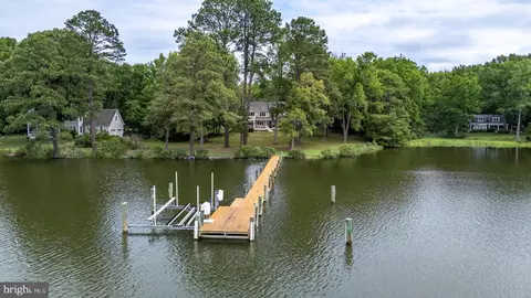 27877 Bent Farm Ln, Oxford, MD 21654