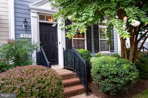 300 Dixon St #505, Easton, MD 21601