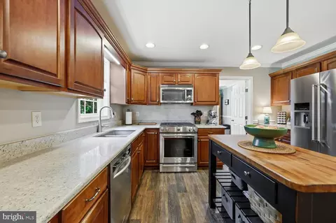 Kitchen - 6280 Bellevue Rd, Royal Oak, MD 21662 photo 4 of 4