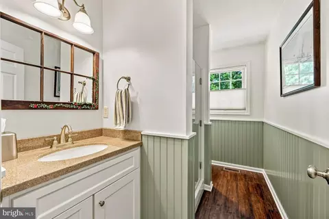 Entry Way - 6280 Bellevue Rd, Royal Oak, MD 21662 photo 3 of 4