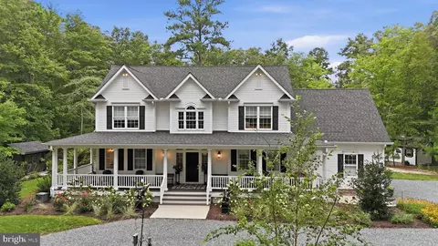 6674 Schoolhouse Ln, Easton, MD 21601