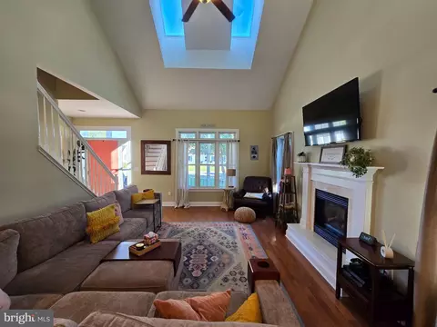 Living - 3748 Marvel Dr, Trappe, MD 21673 photo 2 of 5