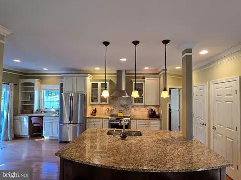 Kitchen - 3748 Marvel Dr, Trappe, MD 21673 photo 4 of 8