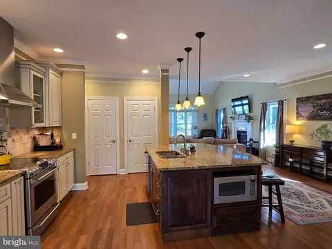 Kitchen - 3748 Marvel Dr, Trappe, MD 21673 photo 7 of 8