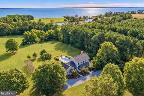 4957 Bar Neck Rd, Tilghman, MD 21671
