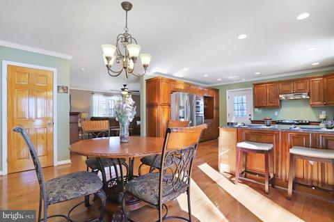 12315 Forrest Hill Rd, Clear Spring, MD 21722 photo 8