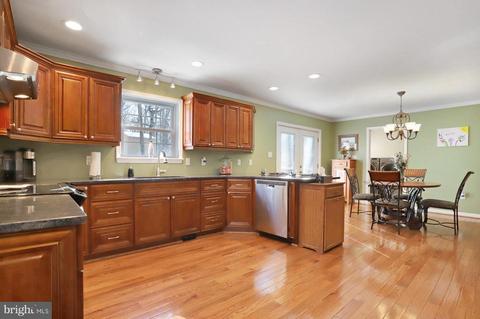 12315 Forrest Hill Rd, Clear Spring, MD 21722 photo 10