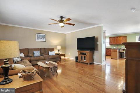 12315 Forrest Hill Rd, Clear Spring, MD 21722 photo 4