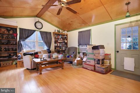 6 E Douglas Ct, Smithsburg, MD 21783 photo 9