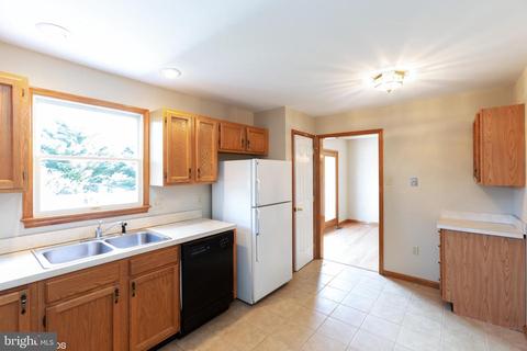 83 Byron Dr, Smithsburg, MD 21783 photo 9