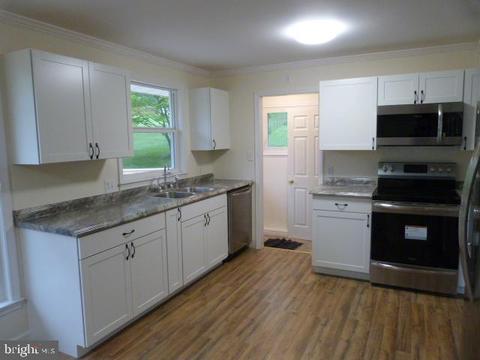 25328 Cherry Ln, Cascade, MD 21719 photo 9