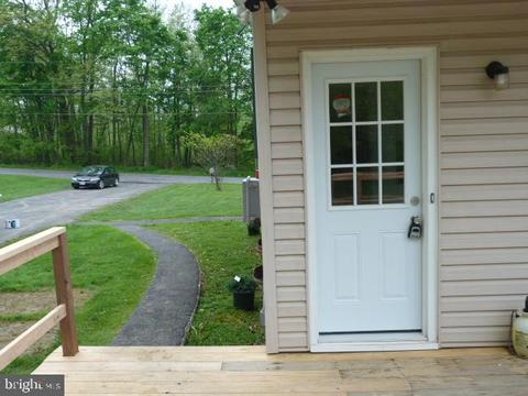 25328 Cherry Ln, Cascade, MD 21719 photo 6
