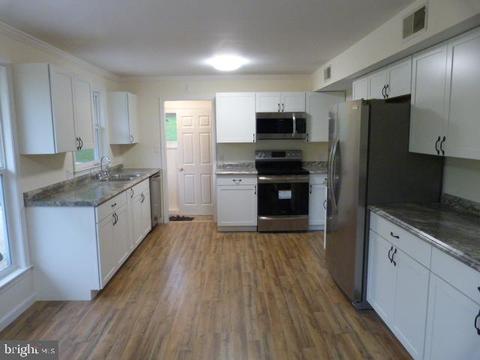 25328 Cherry Ln, Cascade, MD 21719 photo 8