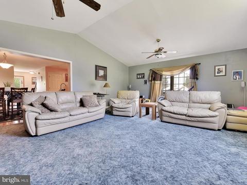 102 Patricks Ct, Smithsburg, MD 21783 photo 19