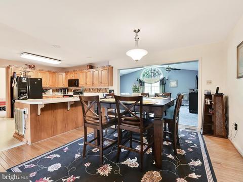 102 Patricks Ct, Smithsburg, MD 21783 photo 9