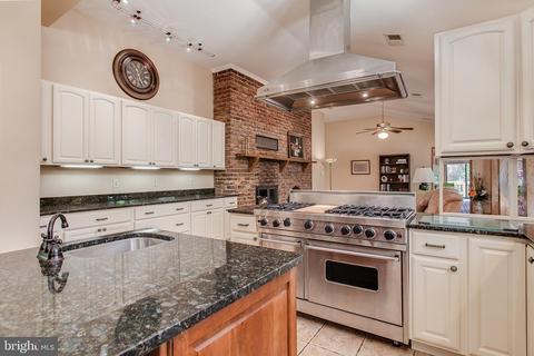 11896 Mountain Ash Rd, Clear Spring, MD 21722 photo 13