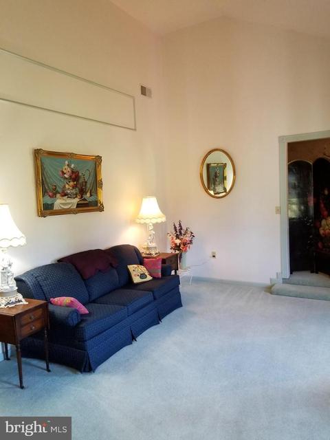 67 E Water St, Smithsburg, MD 21783 photo 8