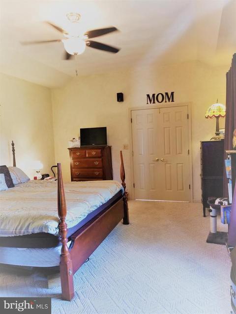 67 E Water St, Smithsburg, MD 21783 photo 10