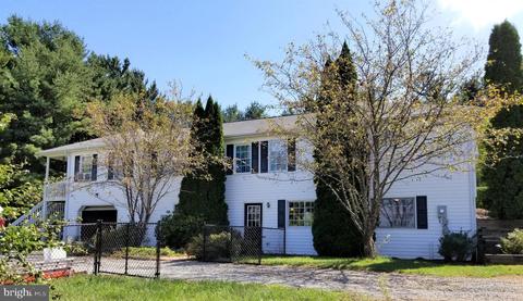 67 E Water St, Smithsburg, MD 21783 photo 4